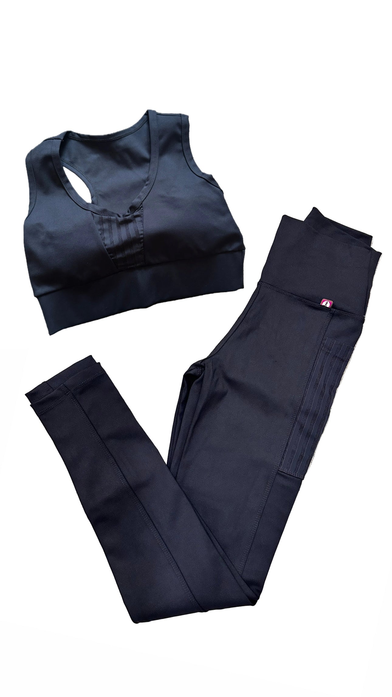 Legging preta lisa com bolsos rede