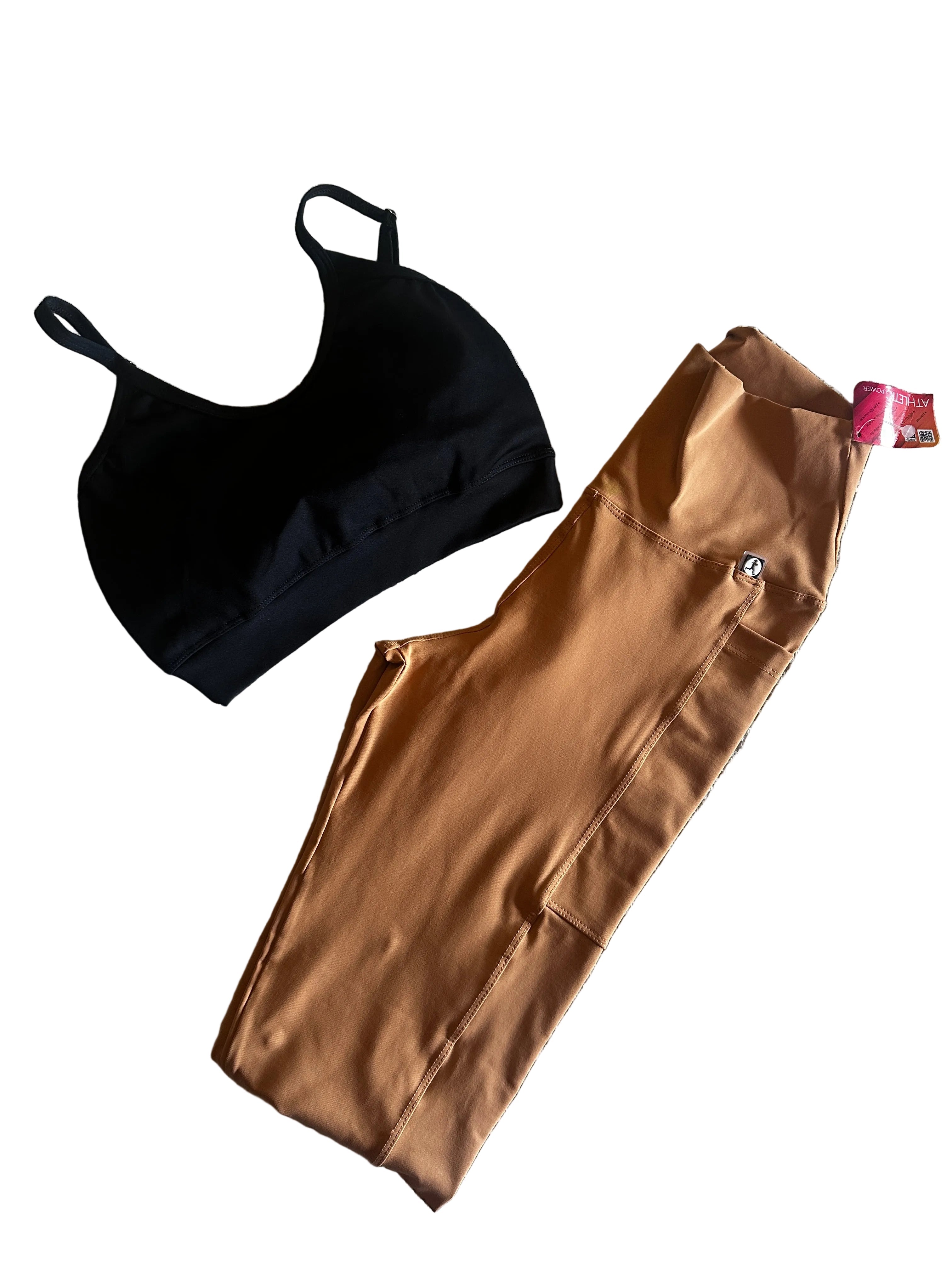 Legging cappuccino lisa com bolsos