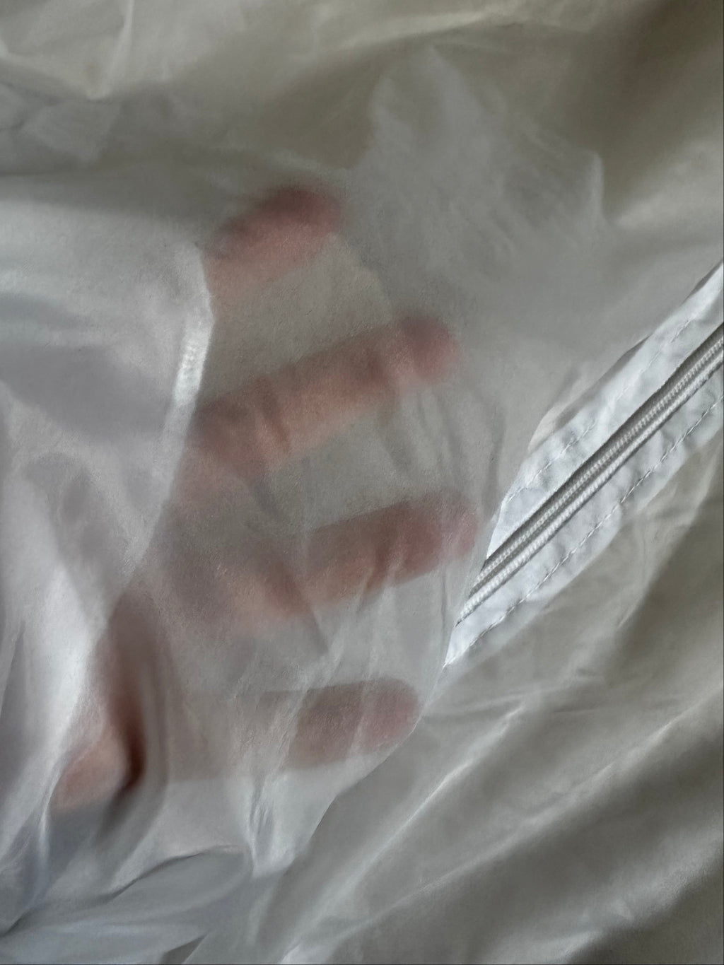 Corta vento branco transparente