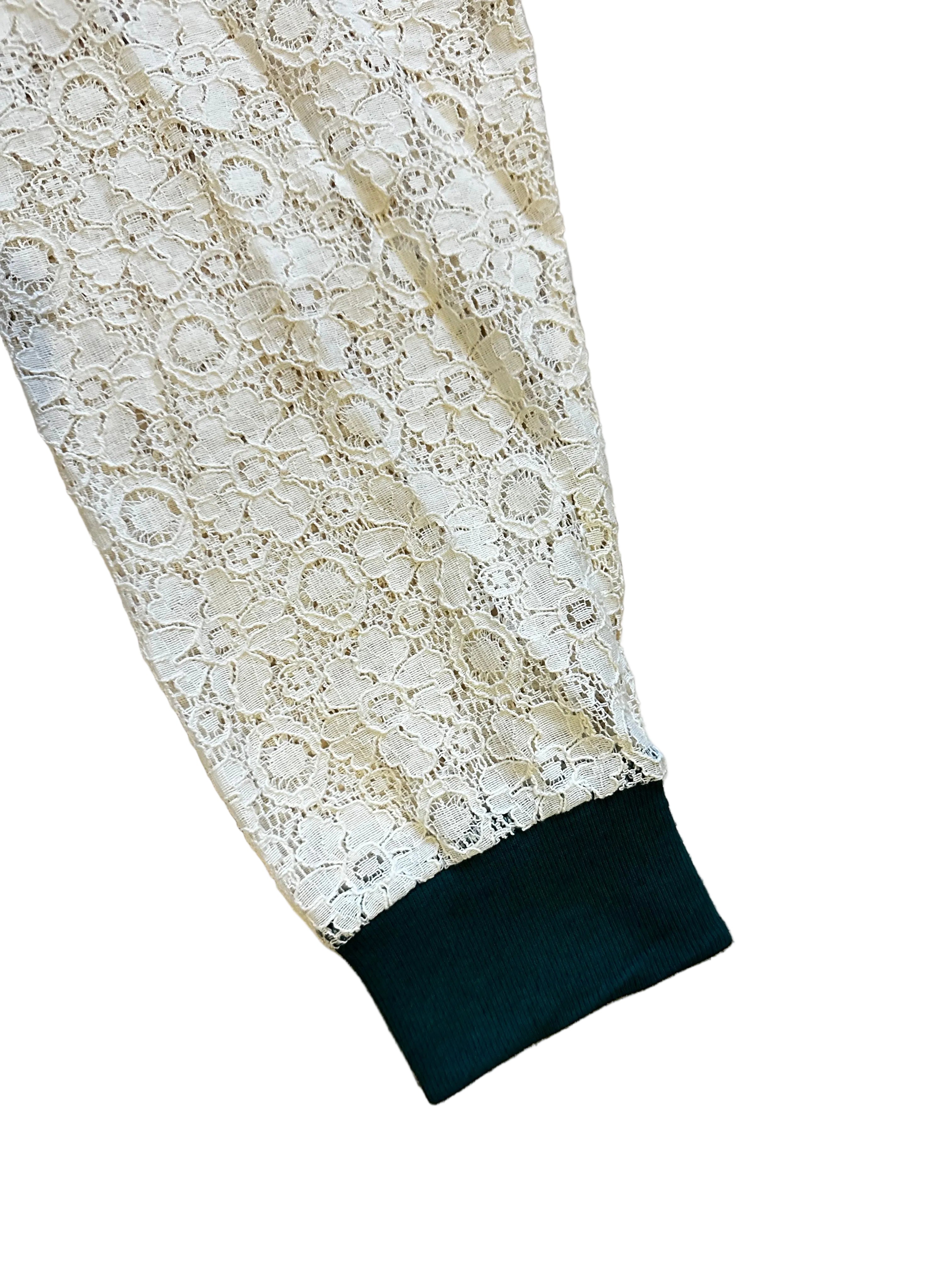 Sweatshirt com capuz verde rendada