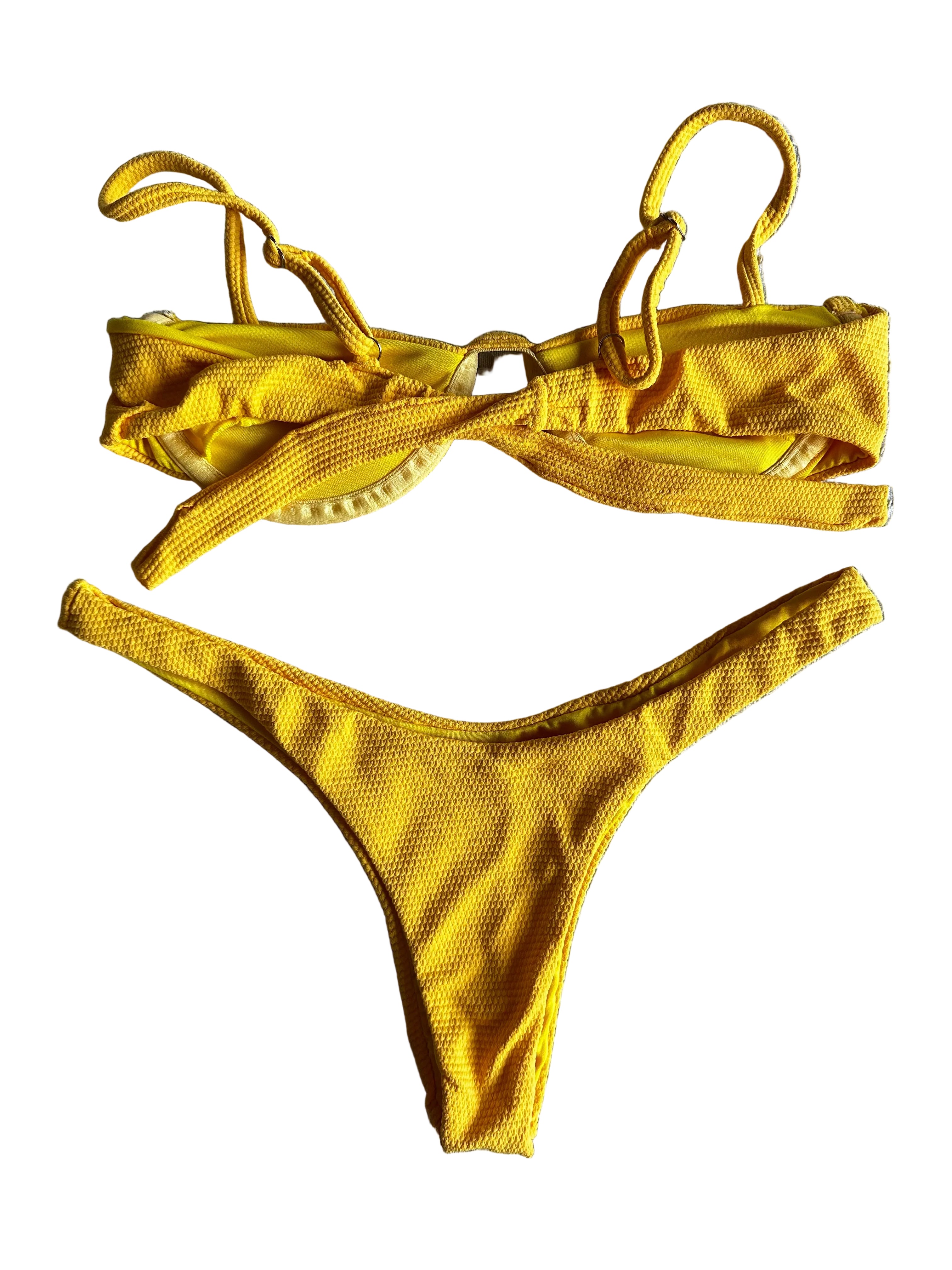 Biquini Gabriela Amarelo com textura