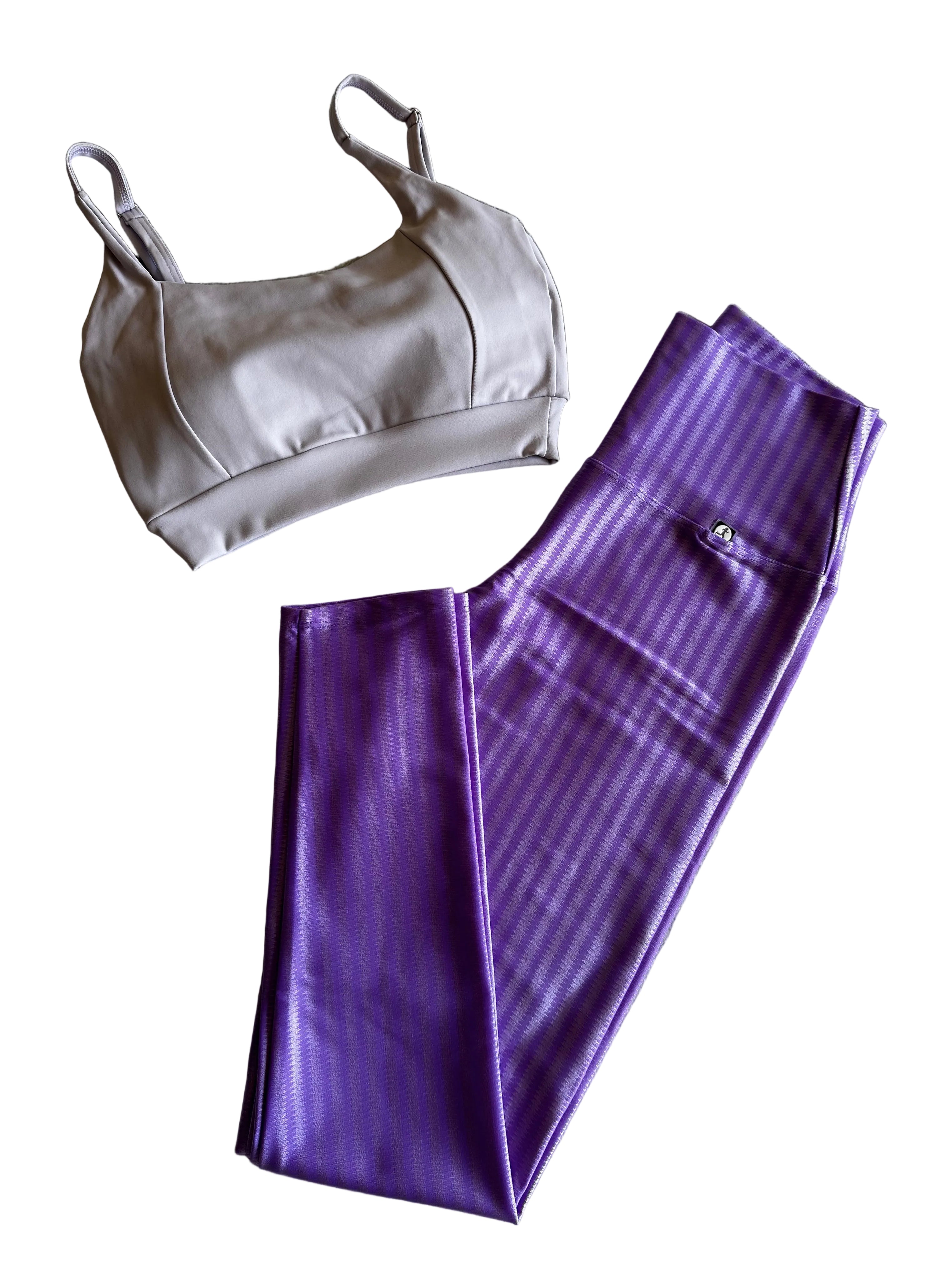 Legging acetinada lilás
