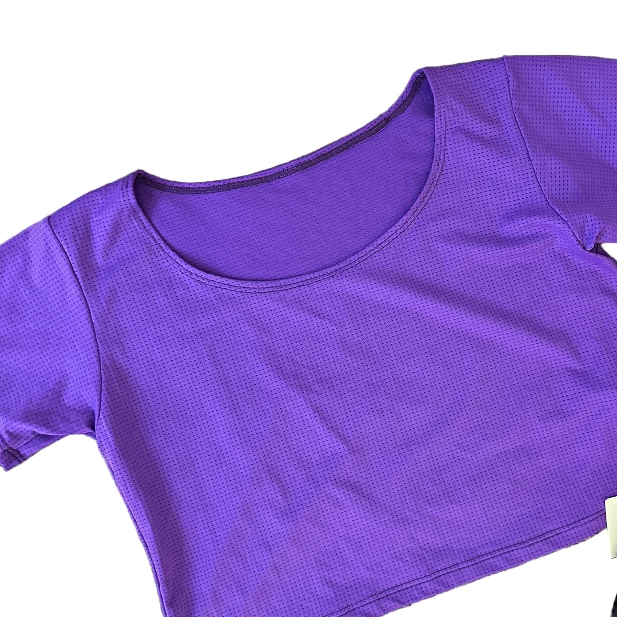 Cropped roxo